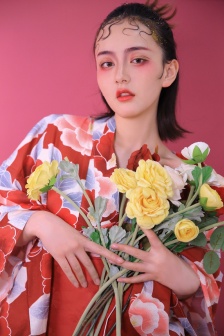 校长李忠玩弄新婚女教师
